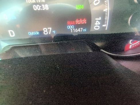 Used 2025 Toyota RAV4 XLE Premium w/ Weather Package FWD image 18