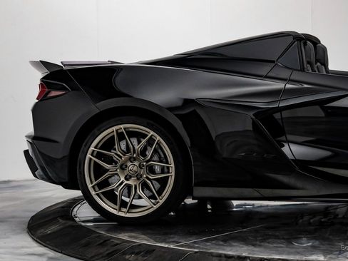 Used 2023 Chevrolet Corvette Z06 image 24