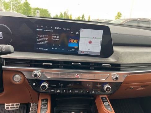 Certified 2025 Kia Telluride SX Prestige X-Line AWD/4WD image 17