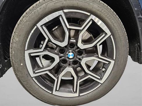 Used 2026 BMW X1 xDrive28i AWD/4WD image 16