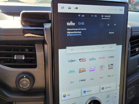 Used 2023 Ford Expedition Max Platinum image 25