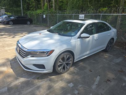 Used 2022 Volkswagen Passat 2.0T SE