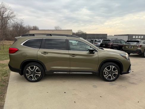 New 2026 Subaru Ascent Limited AWD/4WD image 7