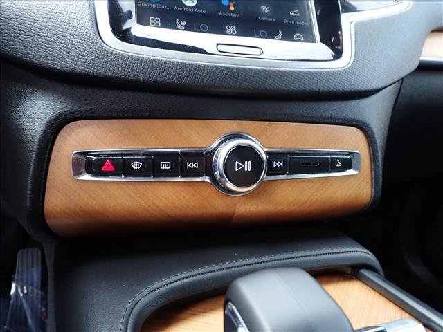 Used 2024 Volvo XC90 B5 Plus AWD/4WD image 20
