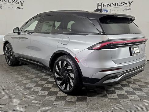 Used 2026 Lincoln Nautilus Reserve w/ Jet Appearance Package AWD/4WD image 6