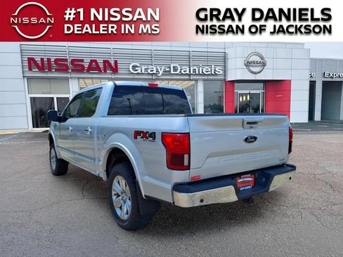 Used 2018 Ford F150 Lariat w/ Equipment Group 502A Luxury AWD/4WD image 5