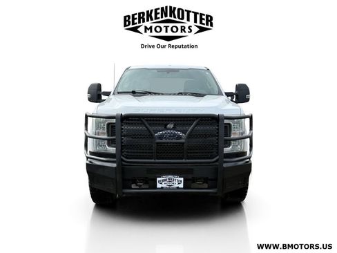 Used 2017 Ford F250 XL w/ Power Equipment Group image 8