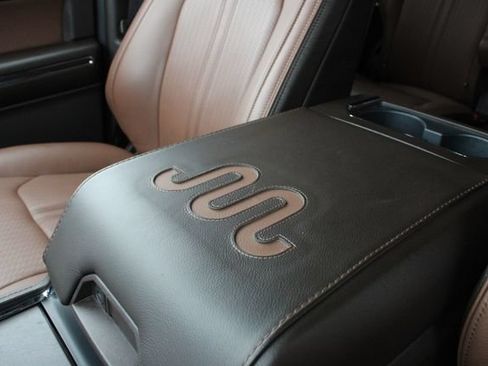 Used 2024 Ford Expedition King Ranch AWD/4WD image 19
