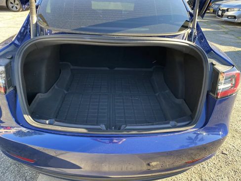 Used 2022 Tesla Model 3 Long Range AWD/4WD image 8