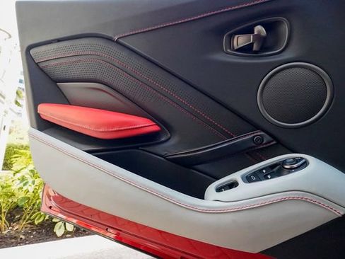 Used 2023 Aston Martin V12 Vantage Roadster image 62