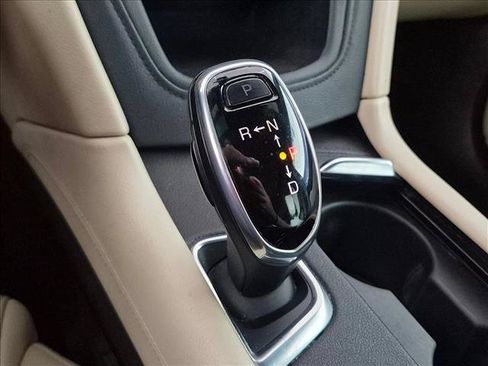 Used 2019 Cadillac XT5 Luxury AWD/4WD image 15