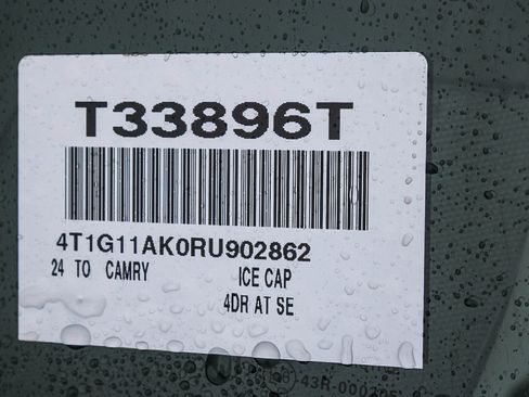 Certified 2024 Toyota Camry SE image 28