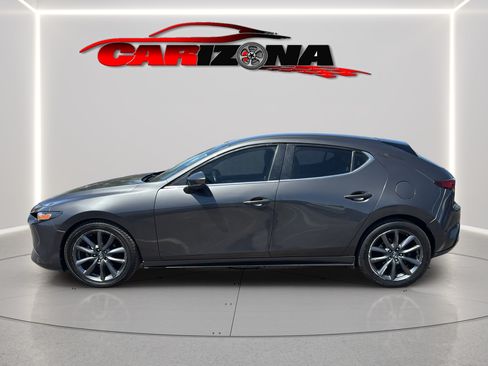 Used 2019 MAZDA MAZDA3 Hatchback w/ Preferred Package FWD image 10