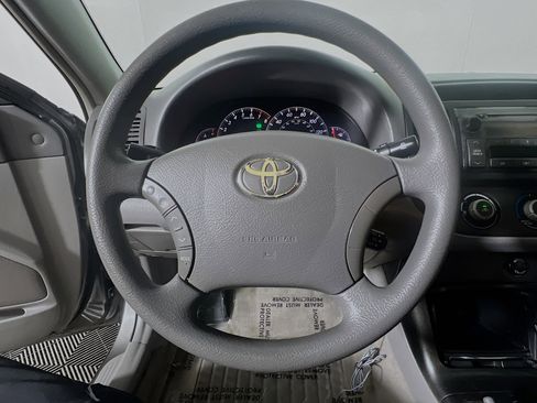 Used 2005 Toyota Camry LE image 18