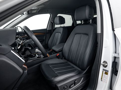 Certified 2023 Audi Q5 2.0T Premium w/ Convenience Package AWD/4WD image 16