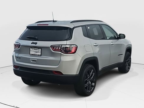 New 2026 Jeep Compass Latitude image 3