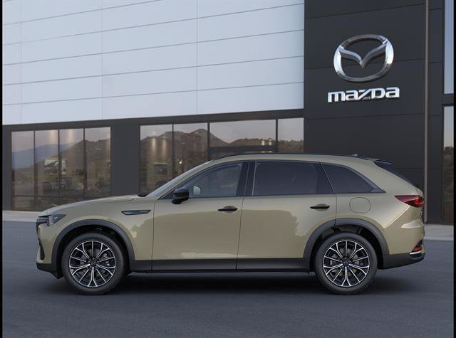 Certified 2025 MAZDA CX-70 Plug-In Hybrid w/ Premium Plus AWD/4WD image 3