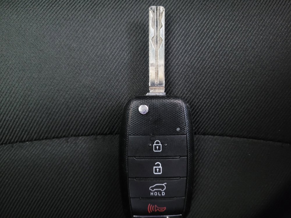 Used 2019 Kia Soul + FWD image 32