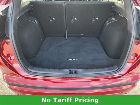 Used 2024 Nissan Kicks SV image 30