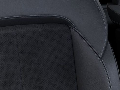 New 2025 Jeep Grand Cherokee L Altitude image 56