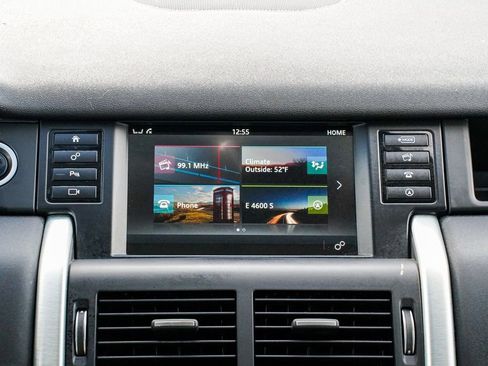 Used 2016 Land Rover Discovery Sport HSE image 13