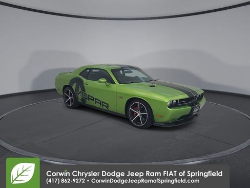 Used 2011 Dodge Challenger SRT8 w/ Green w/Envy Group image 3