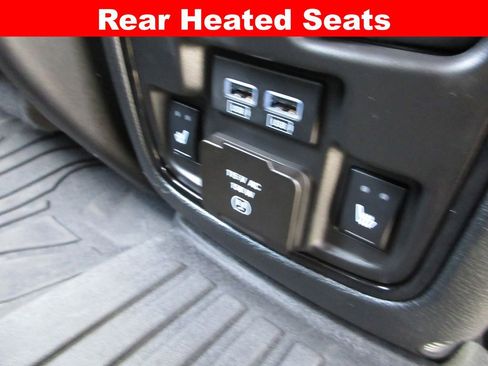 Used 2024 Dodge Durango GT AWD/4WD image 27