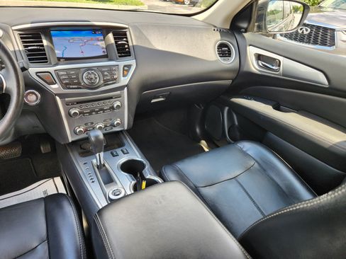 Used 2019 Nissan Pathfinder SL AWD/4WD image 14