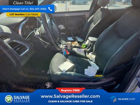 Used 2014 Dodge Avenger SE FWD image 9