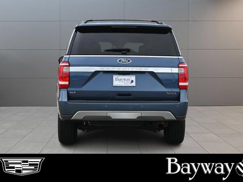 Used 2020 Ford Expedition XLT w/ Equipment Group 202A AWD/4WD image 7