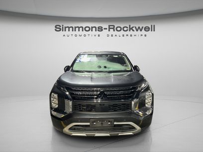 Used 2024 Mitsubishi Outlander SE