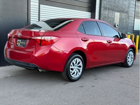 Used 2019 Toyota Corolla LE image 10