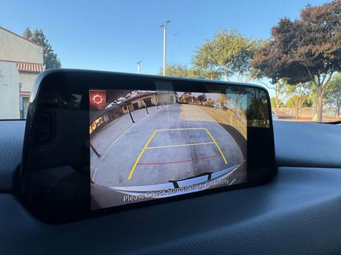 Used 2018 MAZDA CX-5 Touring image 21