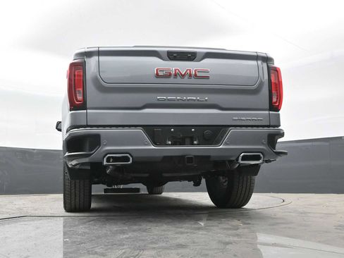 Used 2025 GMC Sierra 1500 Denali w/ Denali Reserve Package AWD/4WD image 46