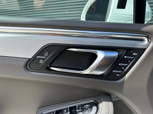 Used 2026 Porsche Macan S AWD/4WD image 21