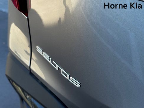 New 2026 Kia Seltos S image 9