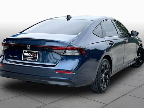 Used 2025 Honda Accord SE image 13