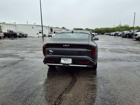Used 2025 Kia K4 EX FWD image 25