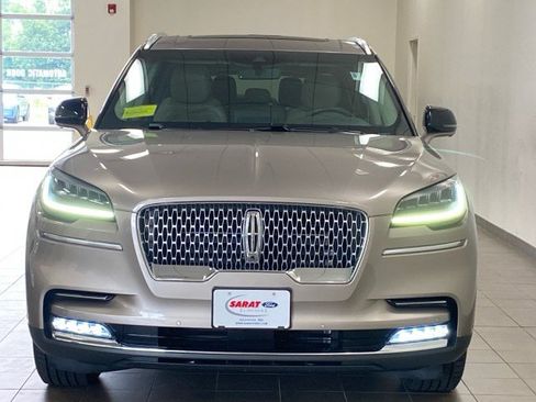 Used 2020 Lincoln Aviator Reserve w/ Equipment Group 201A AWD/4WD image 3