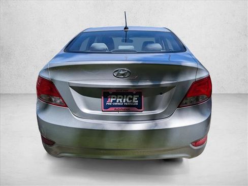 Used 2017 Hyundai Accent SE FWD image 5