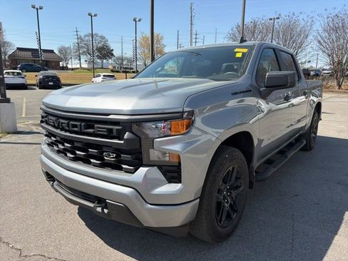 Used 2024 Chevrolet Silverado 1500 Custom w/ Turbomax Blackout Package image 7