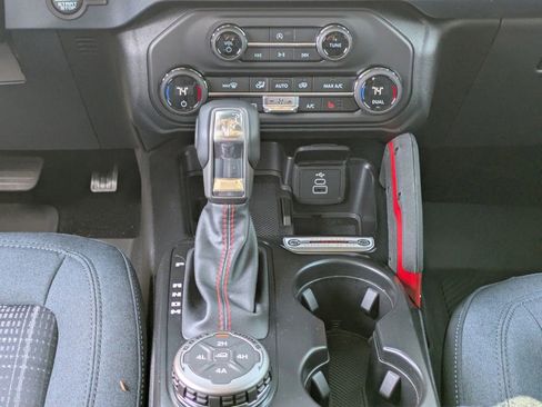 New 2026 Ford Bronco Heritage Edition image 19