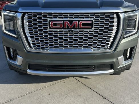 Used 2023 GMC Yukon Denali w/ Max Trailering Package image 2