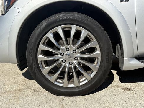 Used 2017 INFINITI QX80 Base w/ Deluxe Technology Package image 9