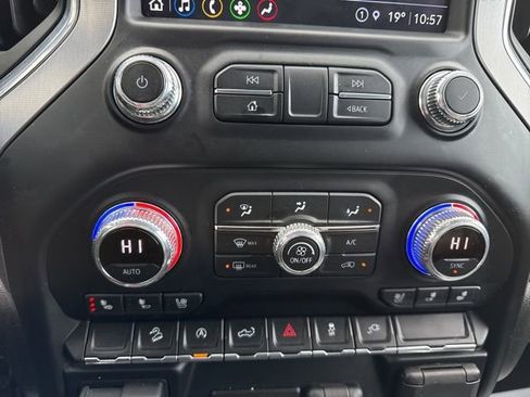 Used 2021 GMC Sierra 1500 SLT w/ SLT Premium Package image 19