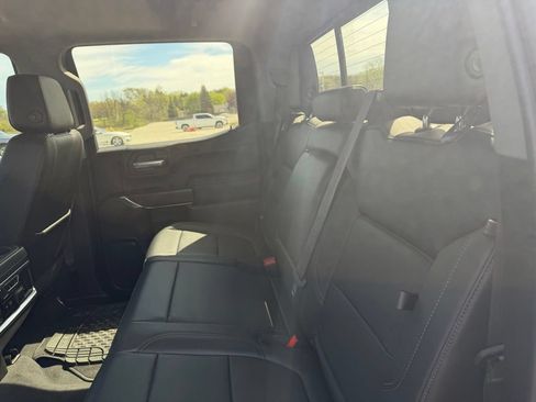 Used 2019 GMC Sierra 1500 SLT w/ SLT Premium Plus Package AWD/4WD image 4