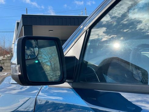 Used 2024 RAM 1500 Laramie image 30