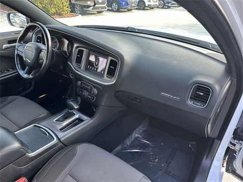 Used 2022 Dodge Charger SXT image 26