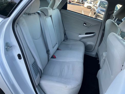 Used 2015 Toyota Prius Three image 18
