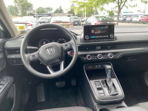 Certified 2024 Honda CR-V EX image 17